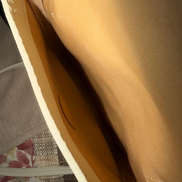 💯Loewe Tan and Cream Suede Crossbody Bag - Picture 12 of 16